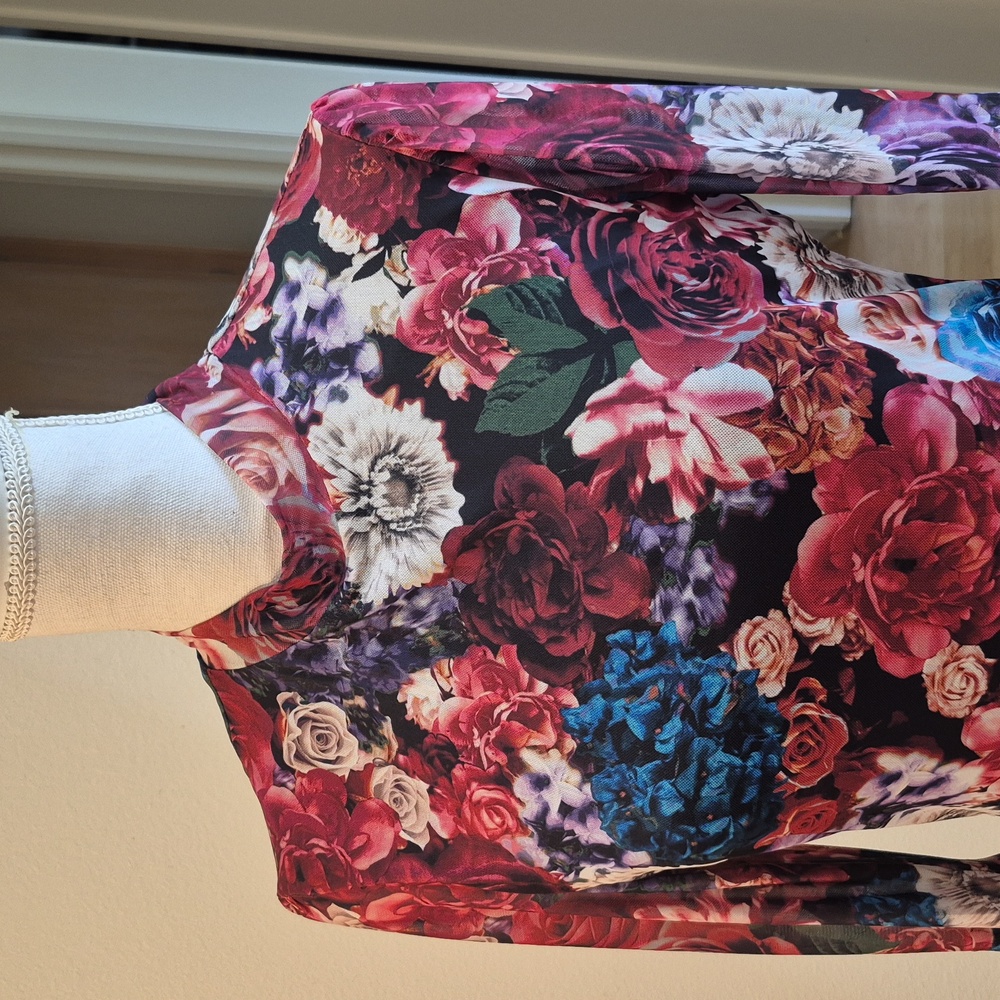Seni & Cade Long Bell Sleeve Floral Mesh Drop Waist Mini Dress Mock Neckline - Picture 5 of 12